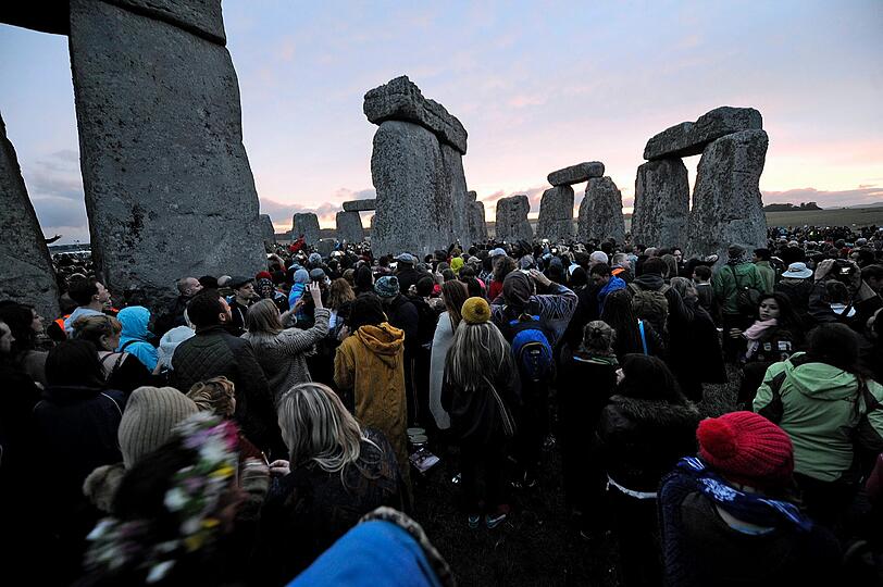 Sommersonnenwende am Stonehenge - die Bilder.