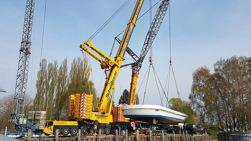 Am Mittwochmorgen wurde die neue "MS Utting" ins Wasser gelassen. Die Bilder vom Ammersee.