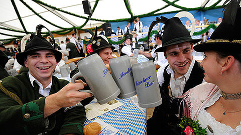 Gemütliches Beisammensein statt Partymarathon: Womöglich ist das, wenn auch deutlich eingeschränkt, auch auf dem Okotberfest 2016 möglich.