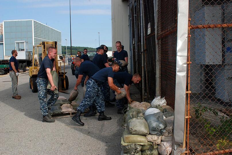 Hamsterkäufe, Evakuierungen und Milliardenschäden: Die Menschen an der Ostküste der USA bereiten sich auf den Hurrikan "Irene" vor