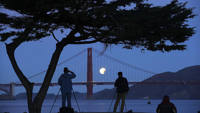 Mondfinsternis in San Francisco