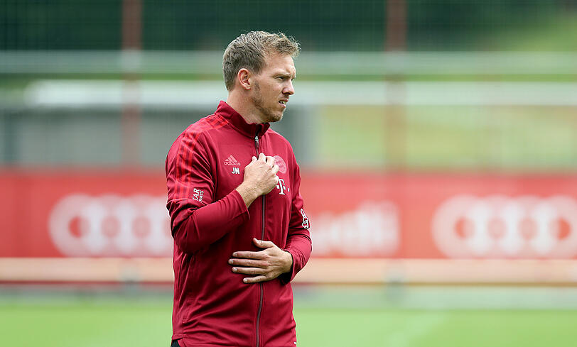 Julian Nagelsmann bei seiner ersten Trainingseinheit als Bayern-Trainer am Mittwoch.