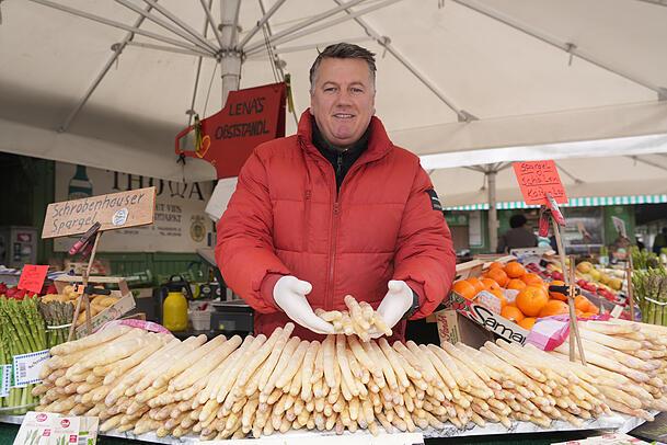 Agron Rexha von &bdquo;Lenas Obststandl&ldquo;.