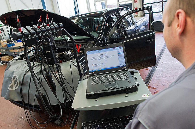 Der VW-Konzern zahlt pro Software-Update an seine Werkstääten 60 Euro.