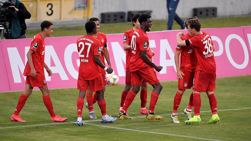 Der FC Bayern II eilt von Sieg zu Sieg.
