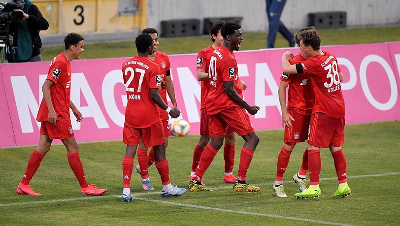 Der FC Bayern II eilt von Sieg zu Sieg. Der FC Bayern II eilt von Sieg zu Sieg.