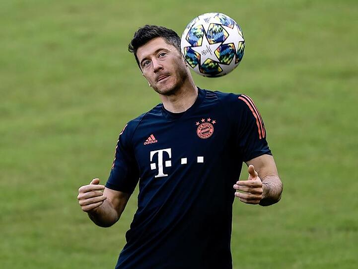 Robert Lewandowski in Aktion. Foto: Angelos Tzortzinis/DPA/Archivbild
