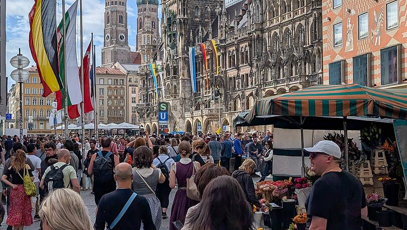 Der Marienplatz ist einer der Touristenmagnete der Stadt München. (Symbolbild) Der Marienplatz ist einer der Touristenmagnete der Stadt München. (Symbolbild)