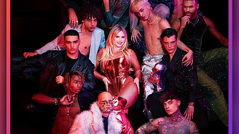 "Germany's next Topmodel": Heidi Klum mit männlichen Models der Jubiläumsstaffel.