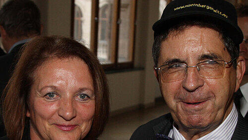 FDP-Stadtrat Utz Ulrich feierte 70. Geburtstag. FDP-Landesvorsitzende Sabine Leutheusser-Schnarrenberger gratulierte. FDP-Stadtrat Utz Ulrich feierte 70. Geburtstag. FDP-Landesvorsitzende Sabine Leutheusser-Schnarrenberger gratulierte.