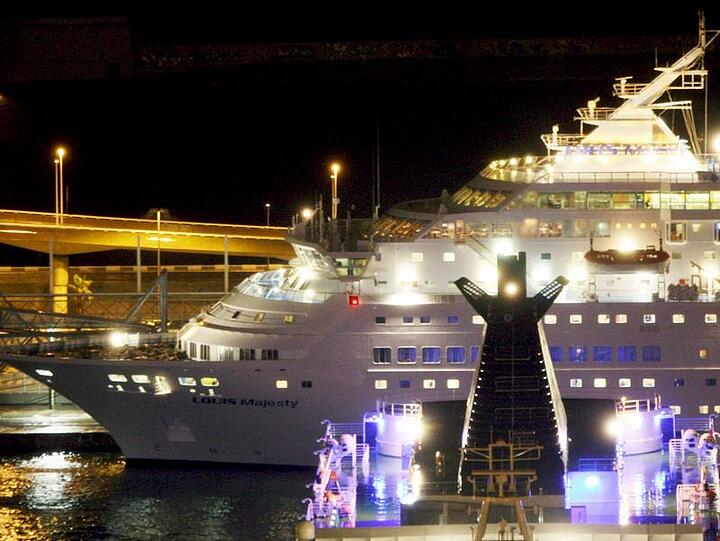 Die 'Louis Majesty' im Hafen von Barcelona