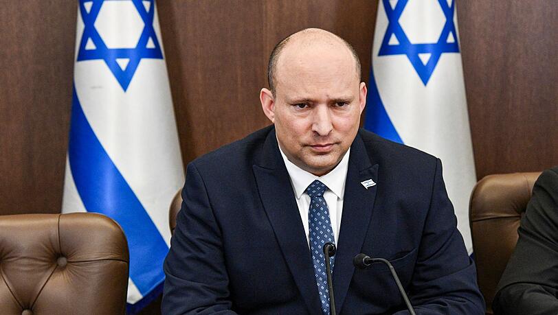 "Hör zu, ich komme aus dem Gespräch, er wird dich nicht töten": Isreals Ex-Premier Naftali Bennett.