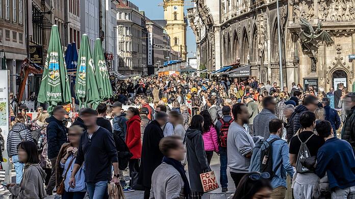 Fast eine Million Menschen arbeitet in München – jeder vierte Werktätige stammt aus dem Ausland.