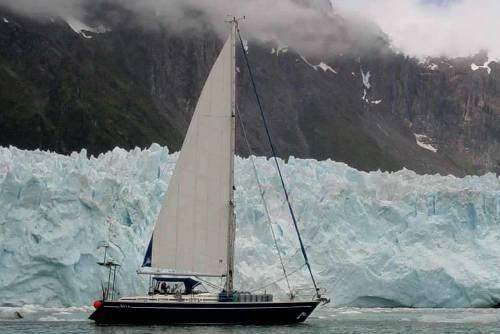 Filmnacht Meereslust: Das Schiff "Auryn" im Eis.
