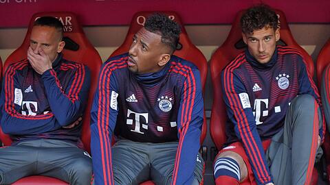 Jérôme Boateng (M.) war trotz der Gala gegen Frankfurt mächtig angefressen.