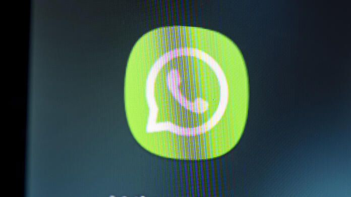 Peter K. gab sich bei WhatsApp als elfjähriger Peter aus. (Symbolbild)