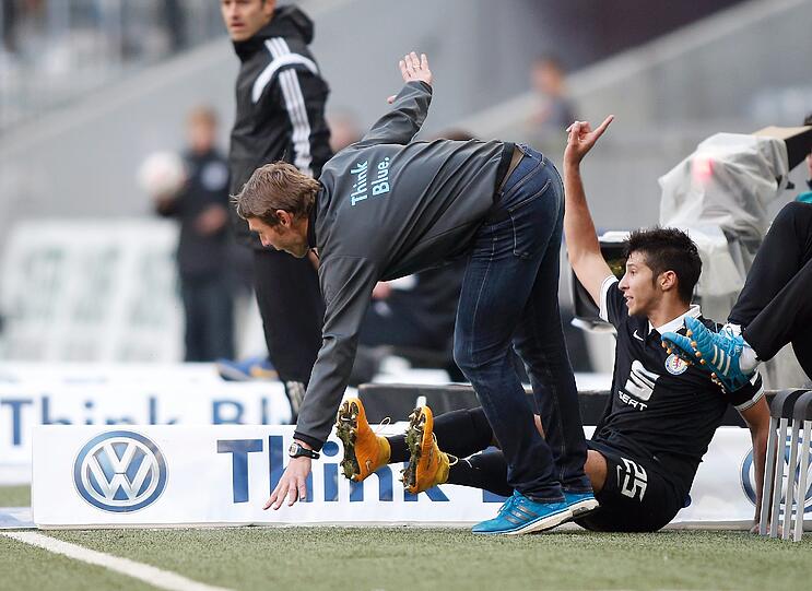 Die Bilder vom Spiel gegen Braunschweig