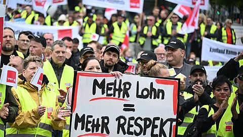 Besch&auml;ftige im Einzelhandel demonstrieren in mehreren deutschen St&auml;dten. (Archivbild)
