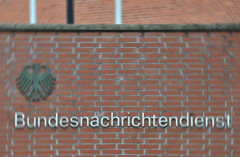 Mauer am Gebäude des Bundesnachrichtendienstes in Berlin. Foto: Paul Zinken/Illustration