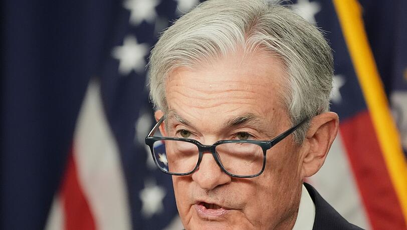 Fed-Chef Powell warnt vor den Auswirkungen hoher Zölle. Fed-Chef Powell warnt vor den Auswirkungen hoher Zölle.