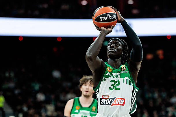 Soll zum FC Bayern Basketball wechseln: Wenyen Gabriel. Soll zum FC Bayern Basketball wechseln: Wenyen Gabriel.