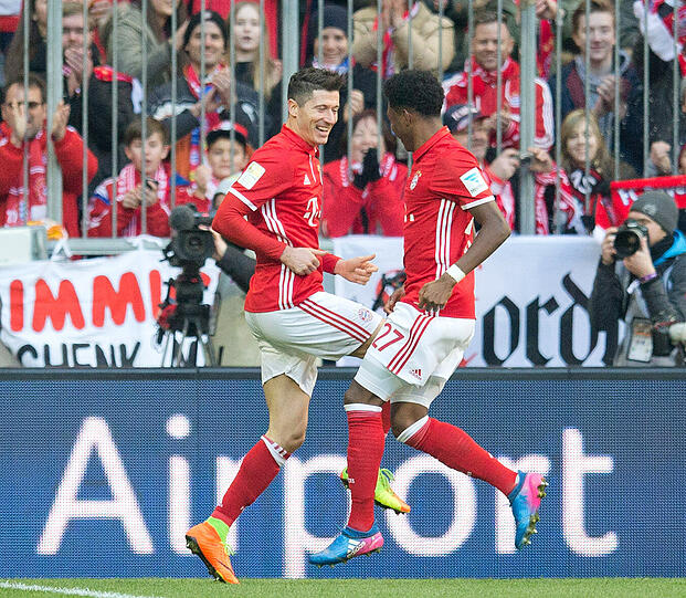 David Alaba Note 1: 249. Pflichtspiel für die Bayern, zog mit Thomas Linke gleich. Und der Österreicher spielte stark wie lange nicht. Das 1:0 leitete Alaba mit einem Sprint über links ein, das 5:0 erzielte er selbst (56.).