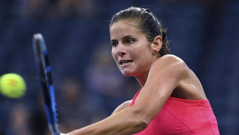 Julia Görges ist beim Turnier in Peking bereits in der ersten Runde ausgeschieden. Julia Görges ist beim Turnier in Peking bereits in der ersten Runde ausgeschieden.