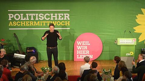 Robert Habeck, Bundesvorsitzender von Bündnis 90/Die Grünen, beim Politischen Aschermittwoch. Foto: Tobias Hase/dpa