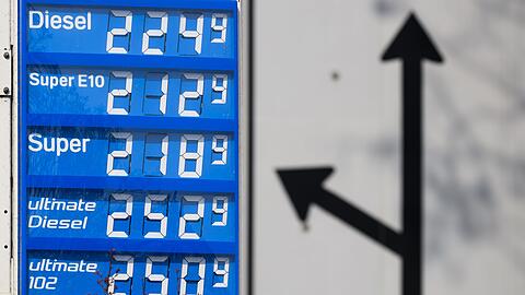 Die Spritpreise sind nach oben geschnellt. Die Spritpreise sind nach oben geschnellt.