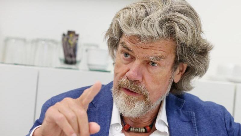 Reinhold Messner ist der Meinung, dass Verzicht wieder etwas Positives werden muss. Reinhold Messner ist der Meinung, dass Verzicht wieder etwas Positives werden muss.
