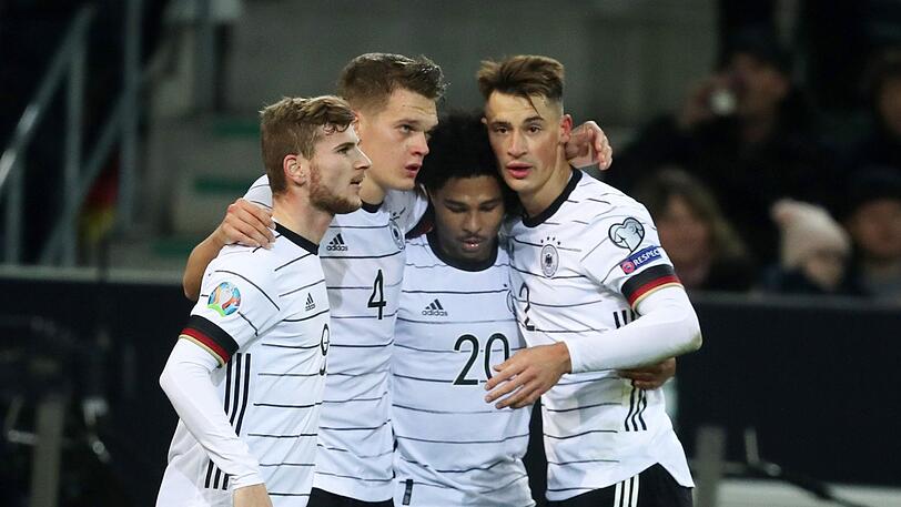 Fixpunkte: Werner, Ginter und Gnabry (v.l.) dürften bei der EM dabei sein, Koch (r.) eher nicht.