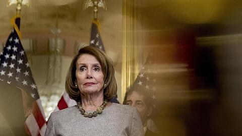 Die Frontfrau der Demokraten im Repräsentantenhaus ist Nancy Pelosi aus Kalifornien.