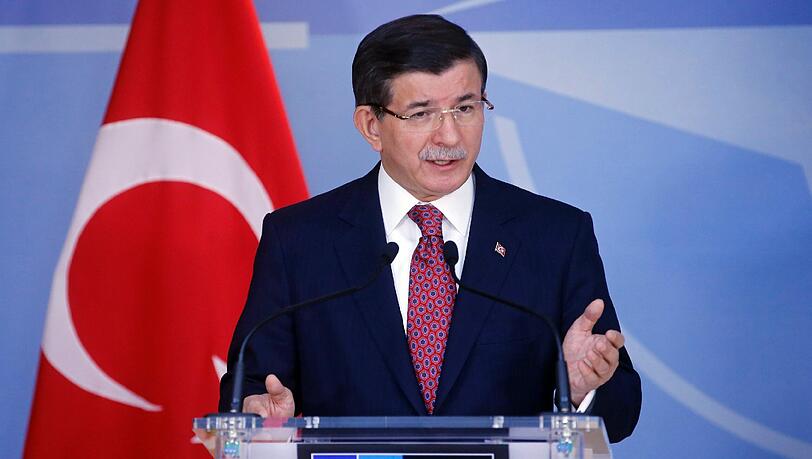 Auch der türkische Premierminister Ahmet Davutoglu... Auch der türkische Premierminister Ahmet Davutoglu...