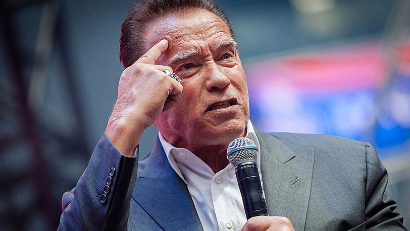 Arnold Schwarzenegger ist für eine Maskenpflicht in Corona-Zeiten Arnold Schwarzenegger ist für eine Maskenpflicht in Corona-Zeiten