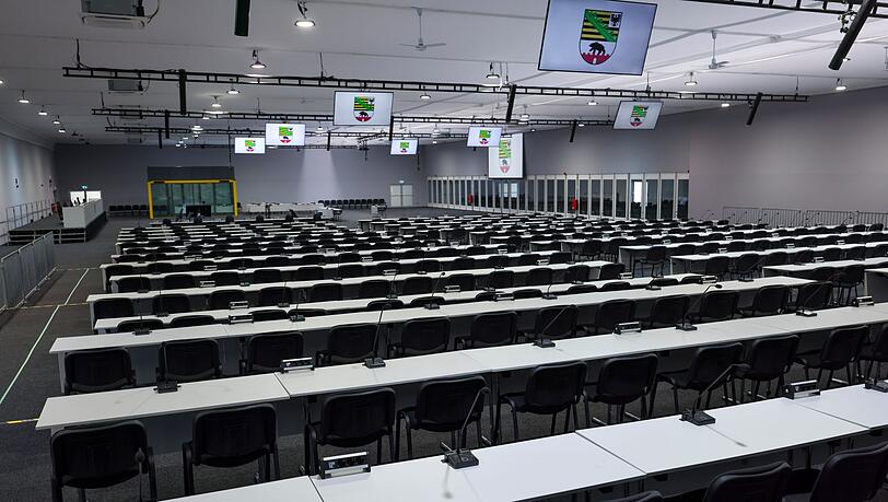 Für den Prozess wurde ein Interims-Gerichtsgebäude errichtet. (Archivbild) Für den Prozess wurde ein Interims-Gerichtsgebäude errichtet. (Archivbild)