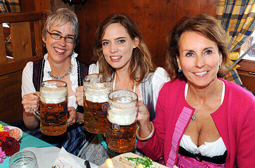 Nancy Moeller, Vitalie Taittinger mit Gitta Gräfin Lambsdorff
