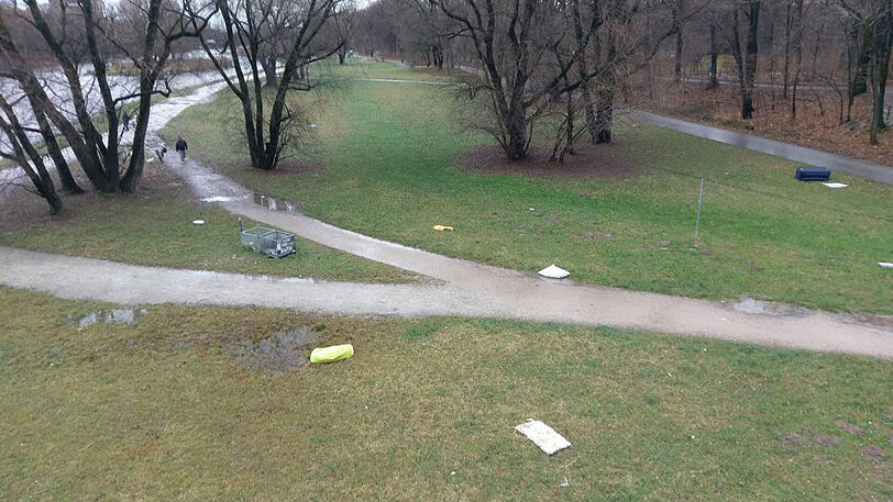 Bilder vom Donnerstagmorgen an der Isar zwischen Wittelsbacher- und Reichenbachbrücke.