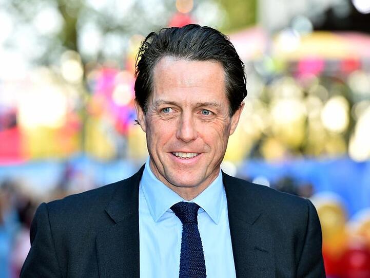 Hugh Grant steht auf der Seite von Harry und Meghan.