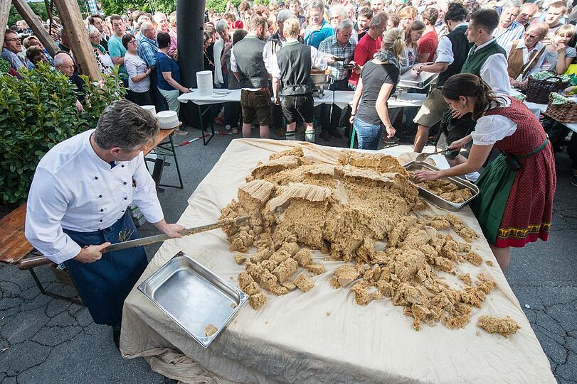 Den Besuchern der Ausstellung «Bier in Bayern» dürfte das egal gewesen sein.
