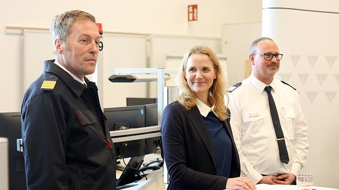 Wolfgang Schäuble (l.) ist der Chef der Münchner Berufsfeuerwehr, hier mit KVR-Chefin Hanna Sammüller-Gradl.