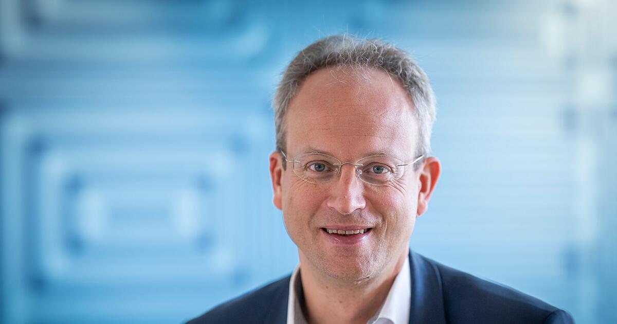 Chef-Medienw-chter-Schmiege-im-Amt-best-tigt