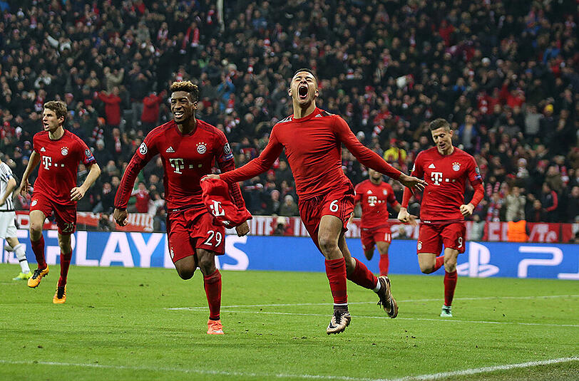 Thiago nach seinem 3:2-Führungstreffer in der Verlängerung.