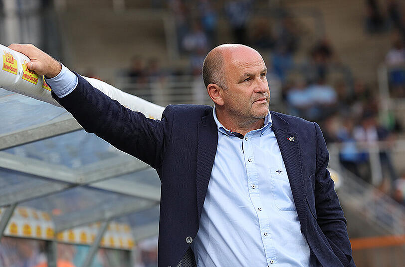 Christian Hochstätter, Sport-Vorstand beim VfL Bochum, hat seinen Vertrag erst kürzlich bis 2020 verlängert - ohne Ausstiegsklausel.