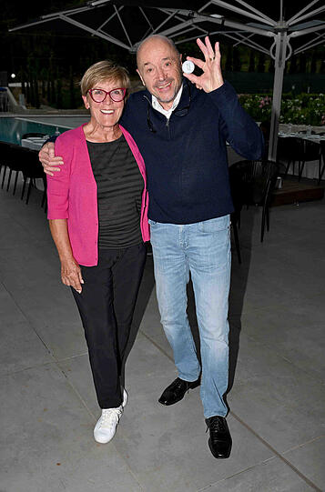 Christian Neureuther mit Schwägerin Evi Mittermaier-Brundobler auf dem "FCR EAGLES MASTERS TOSCANA 2024"-Event.