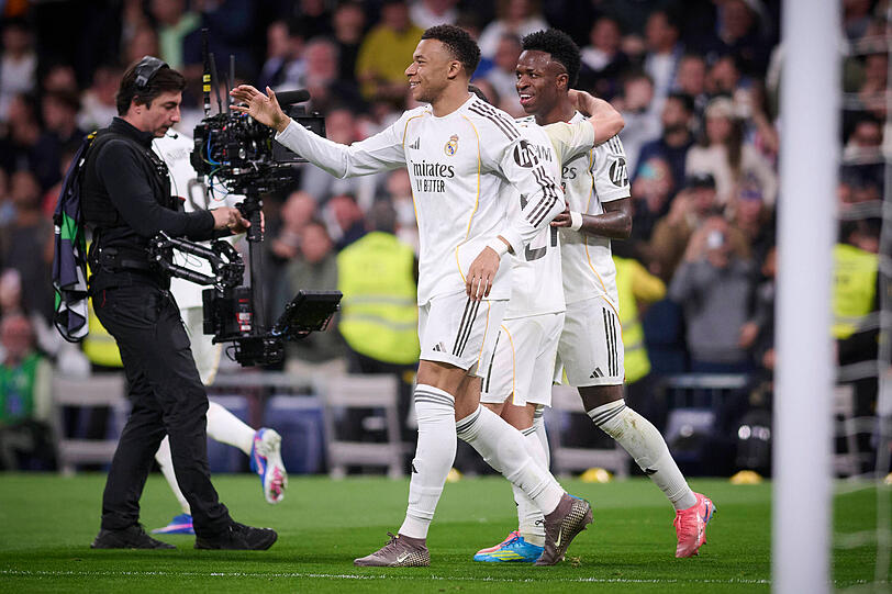 Topduo: Kylian Mbapp&eacute; (l.) und Vini Junior.