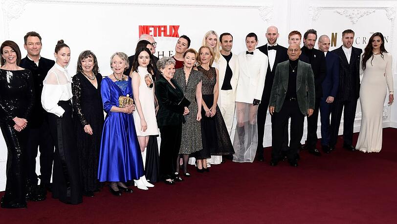 Die alten und neuen Serienstars aus "The Crown".
