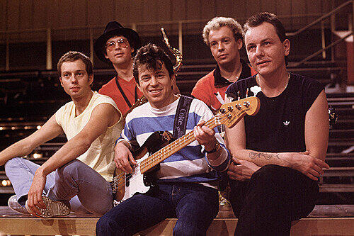 Zurück zu heimischen Klängen: 1981 eroberte die Münchner Spider Murphy Gang mit ihrem "Skandal im Sperrbezirk" die deutsche Musiklandschaft.
