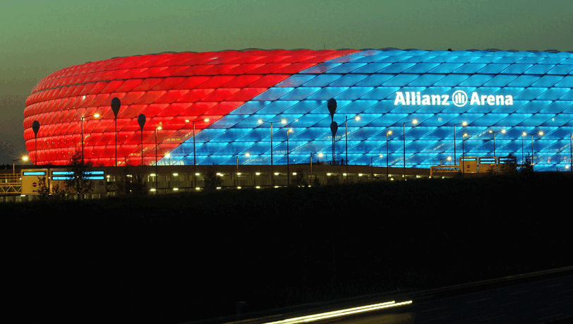 DFB-Pokal, Champions-League und Liga-Betrieb: Während der Wiesn muss auch der Arena-Rasen Höchstleistung bringen.
(Archivbild) DFB-Pokal, Champions-League und Liga-Betrieb: Während der Wiesn muss auch der Arena-Rasen Höchstleistung bringen.
(Archivbild)
