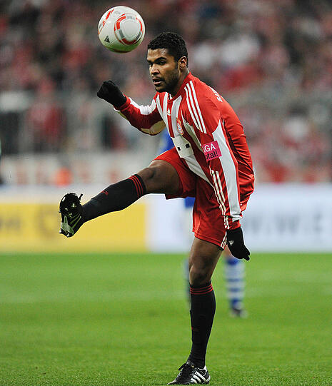 Zur Saison 2010/11 kehrte Breno zum FC Bayern München zurück. Nach überstandener Verletzung gab er am 12. Spieltag im November sein Comeback. Beim 3:0-Heimsieg - ausgerechnet gegen seinen Leihverein aus Nürnberg -  wurde Breno in der 2. Halbzeit für den angeschlagenen Martin Demichelis eingewechselt. In der vorletzten Spielzeit brachte es Breno zu 13 Partien für den FC Bayern und wurde im Februar 2011 erstmals von Nationalcoach Carlos Dunga in den A-Kader der "Selecao" berufen.