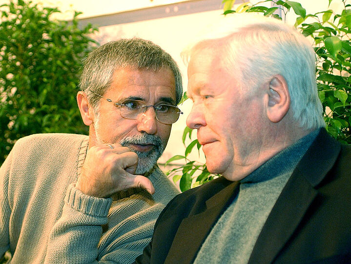 Helmut Haller (r., hier mit Gerd Müller) verstarb im Alter von 73 Jahren.